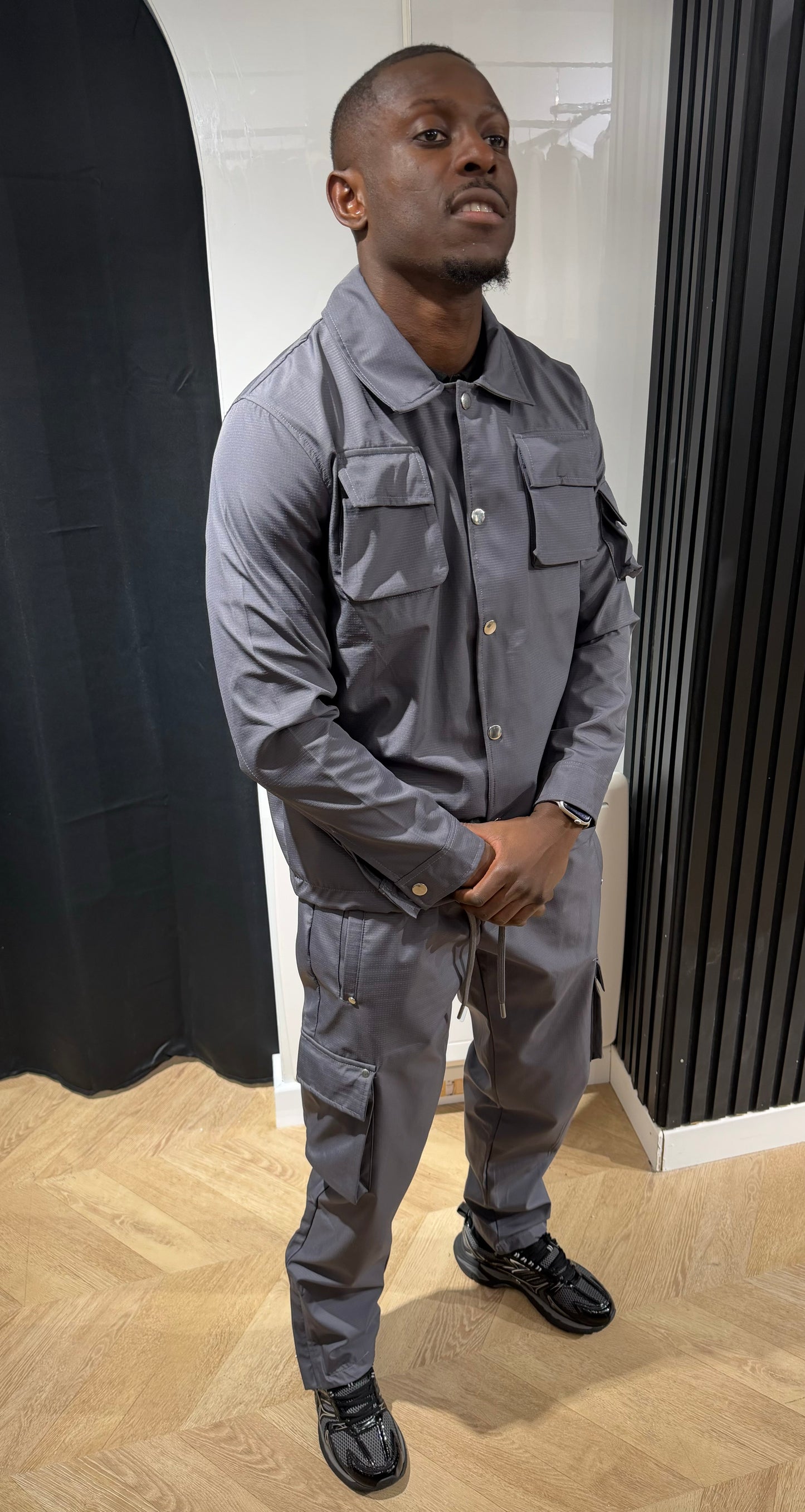 Ensemble cargo anthracite