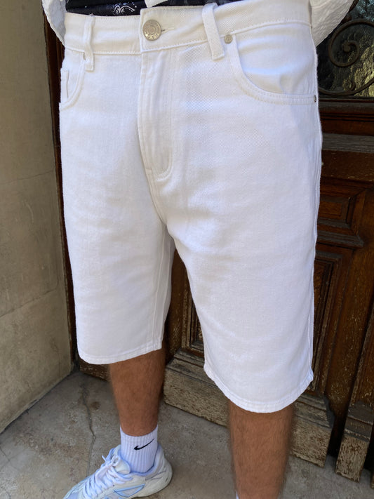 Short en jeans blanc