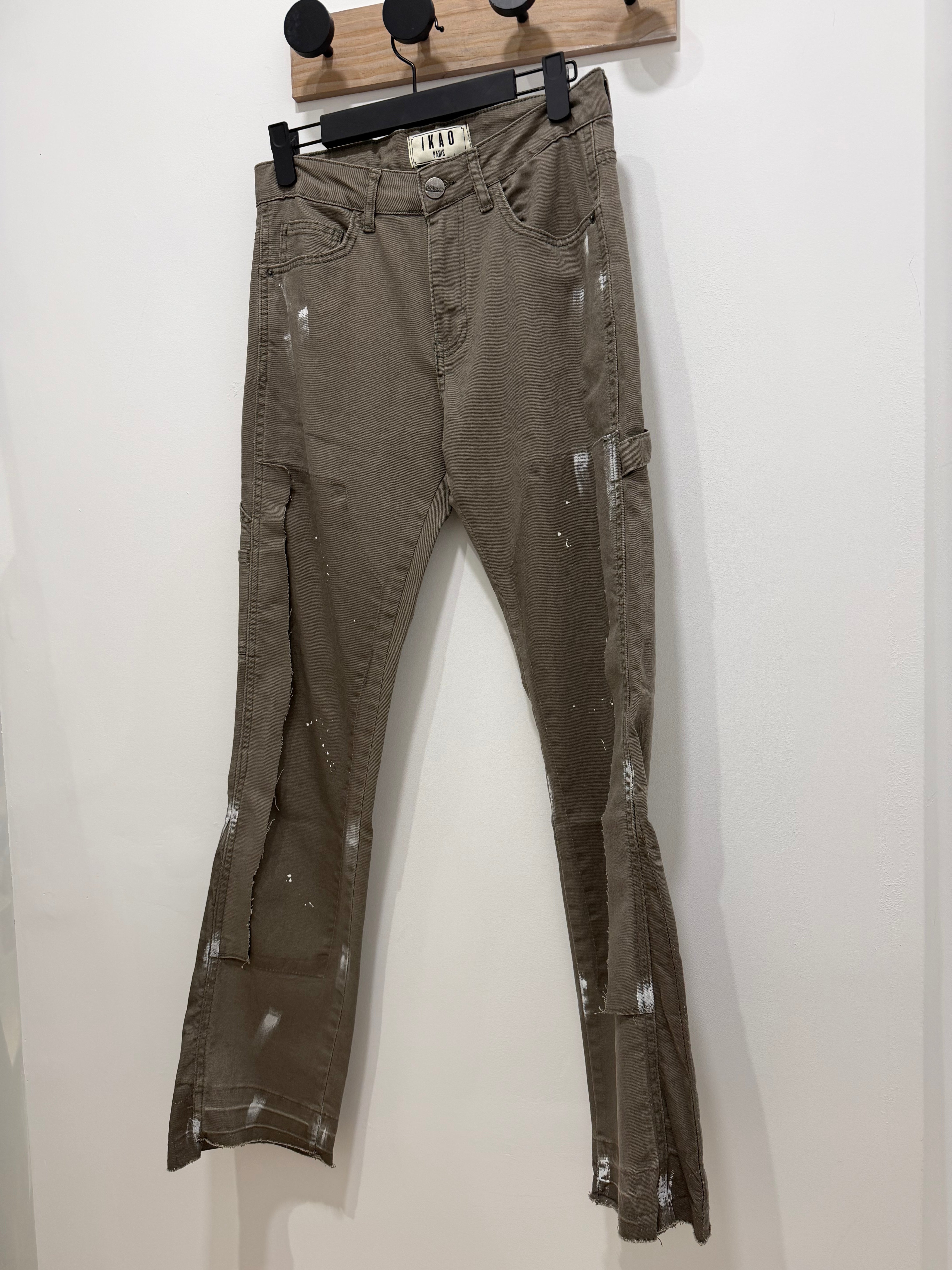 Selected Variant Image