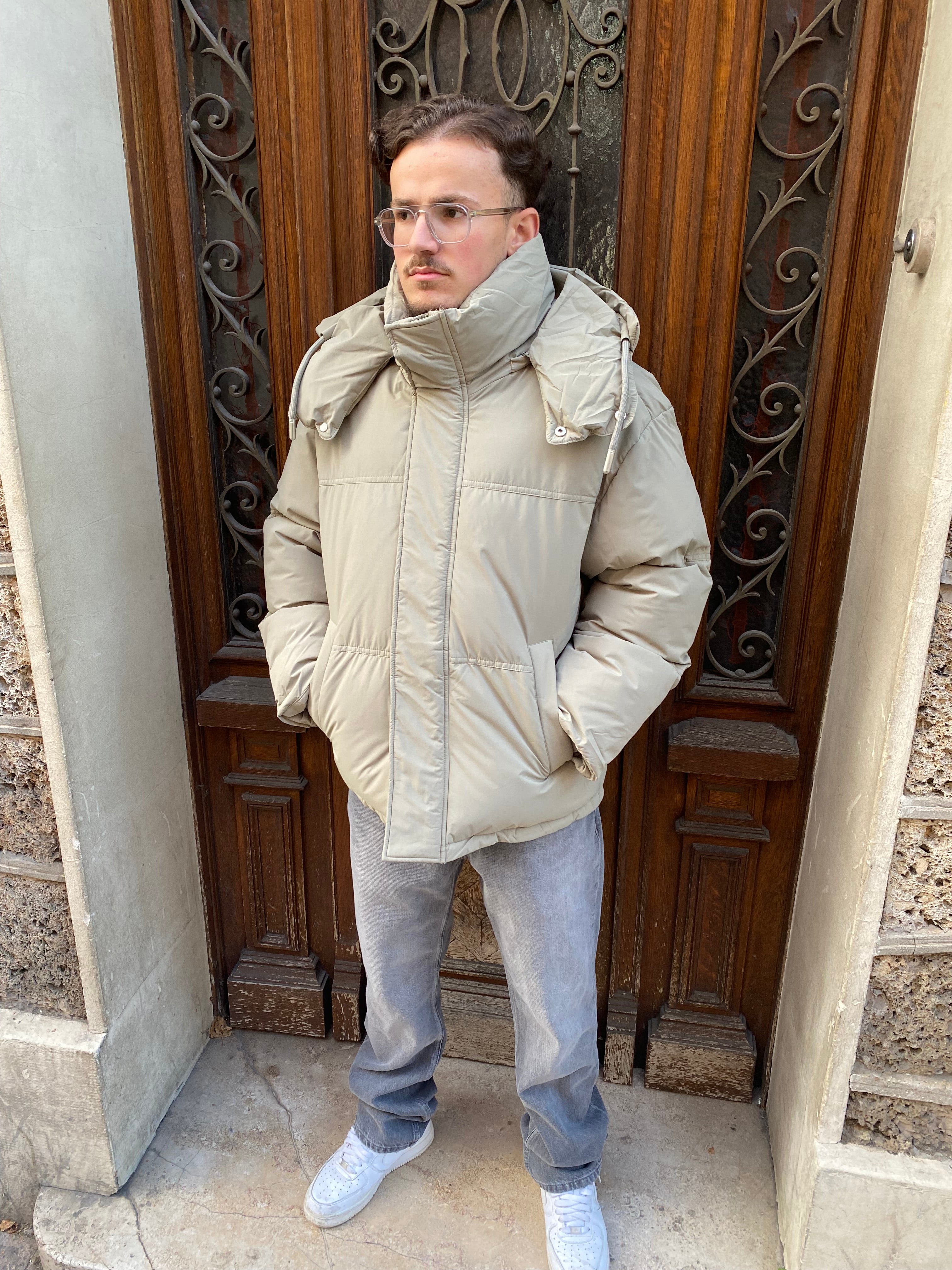 Selected Variant Image