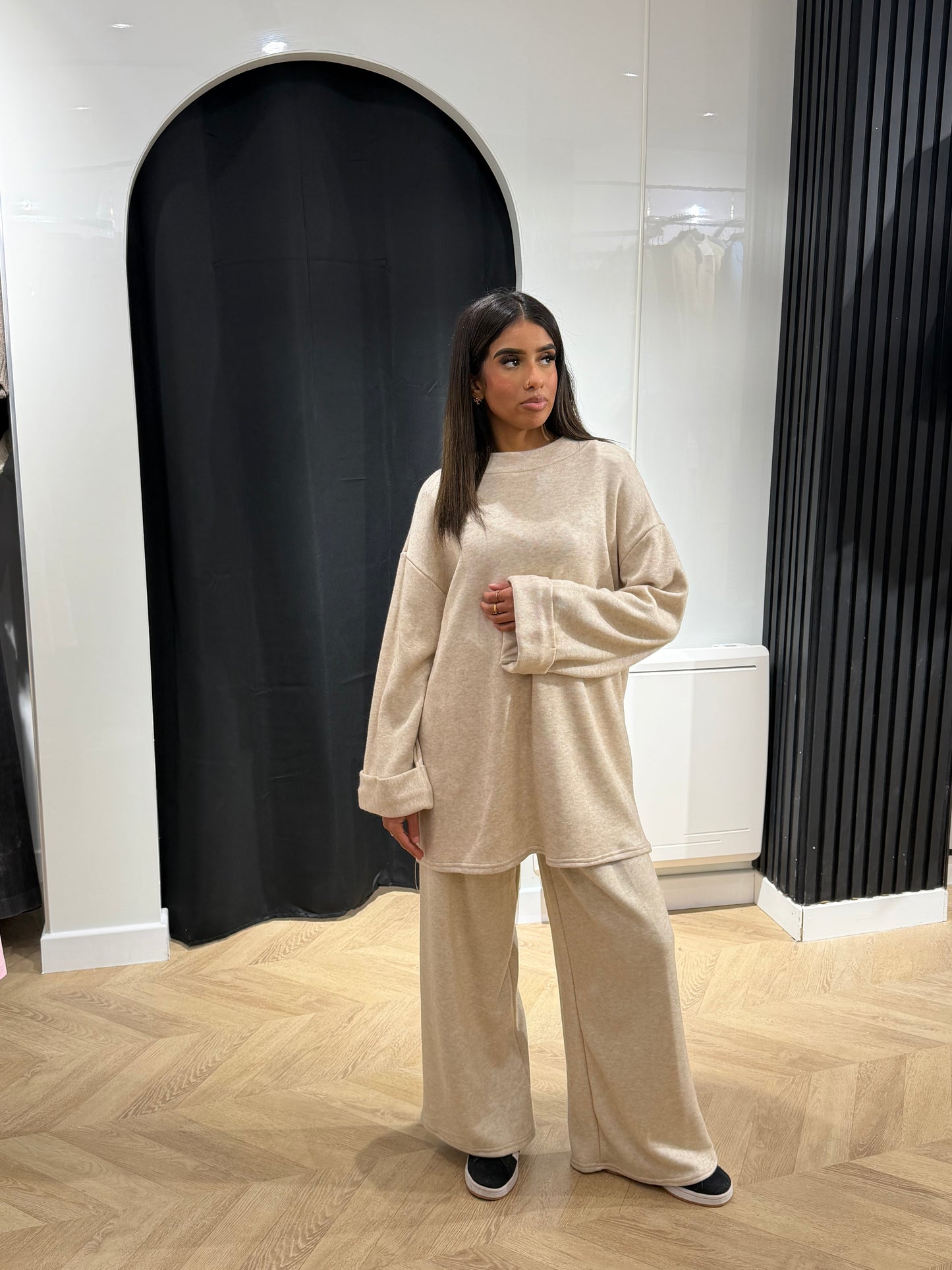 Ensemble Linda taupe