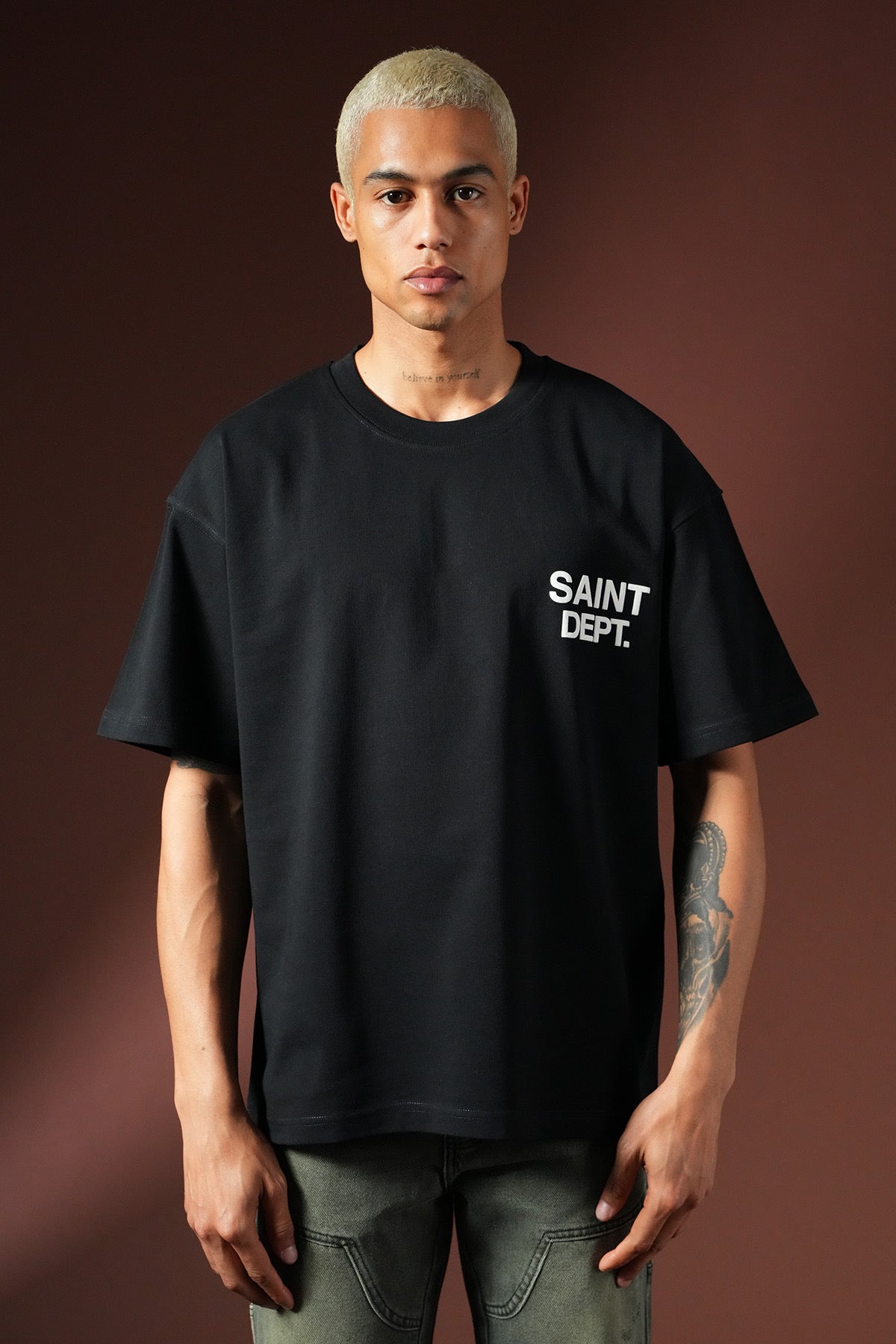 T-shirt Saint Dept.