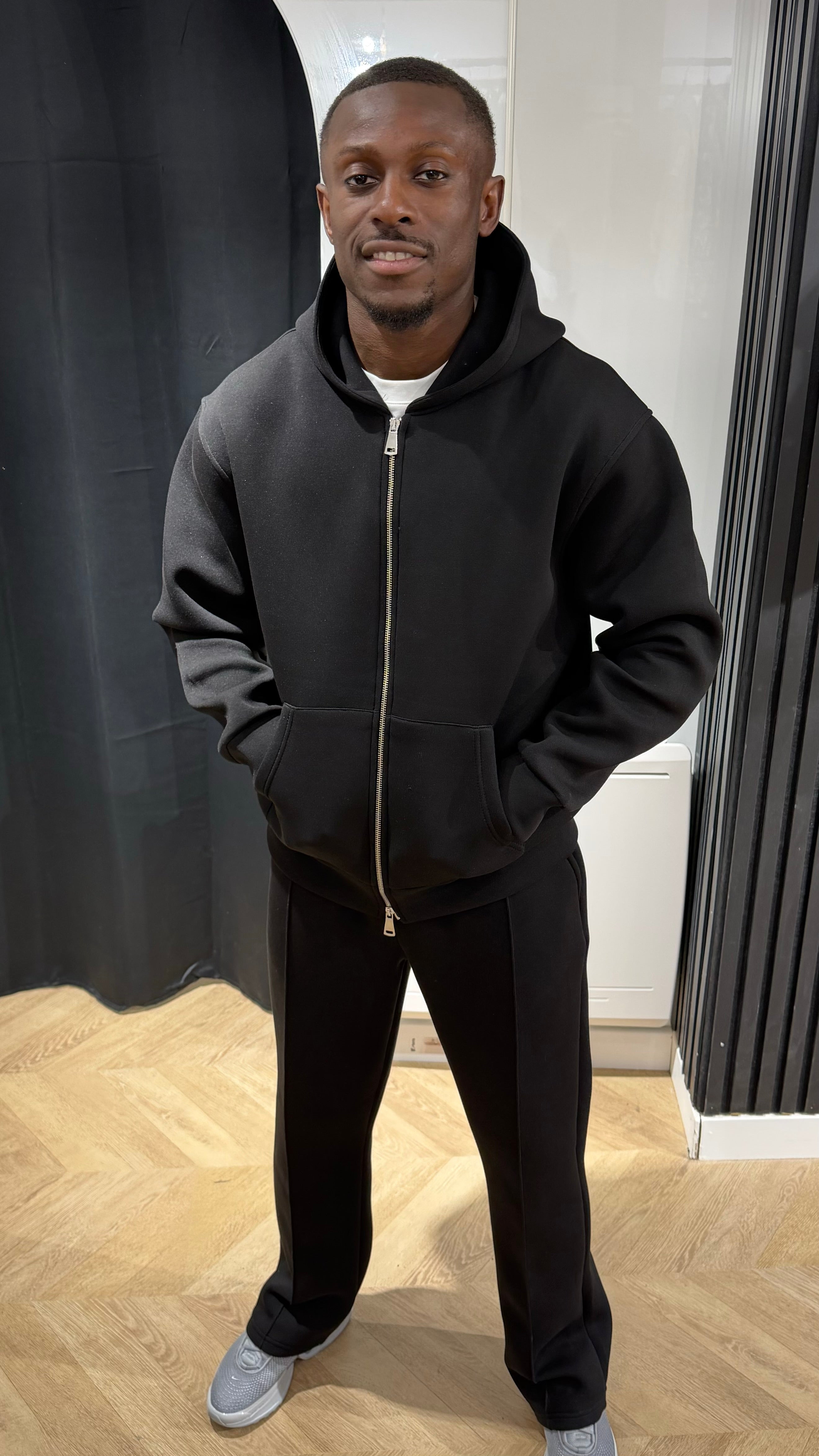 Selected Variant Image