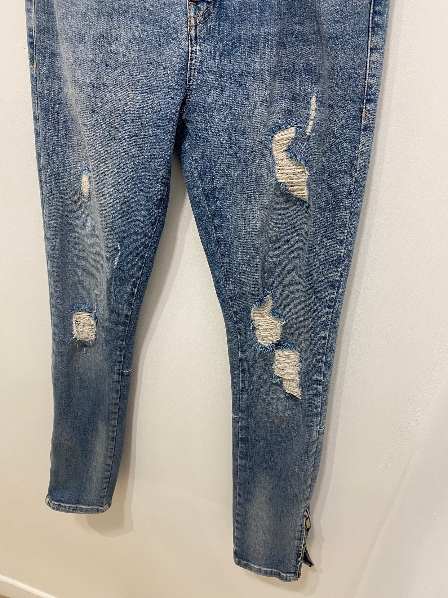 Jeans bleu à zip