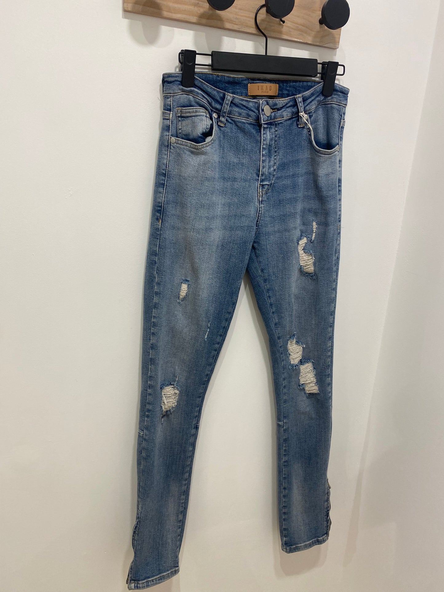 Jeans bleu à zip