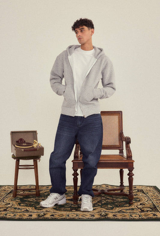 Veste à capuche grise