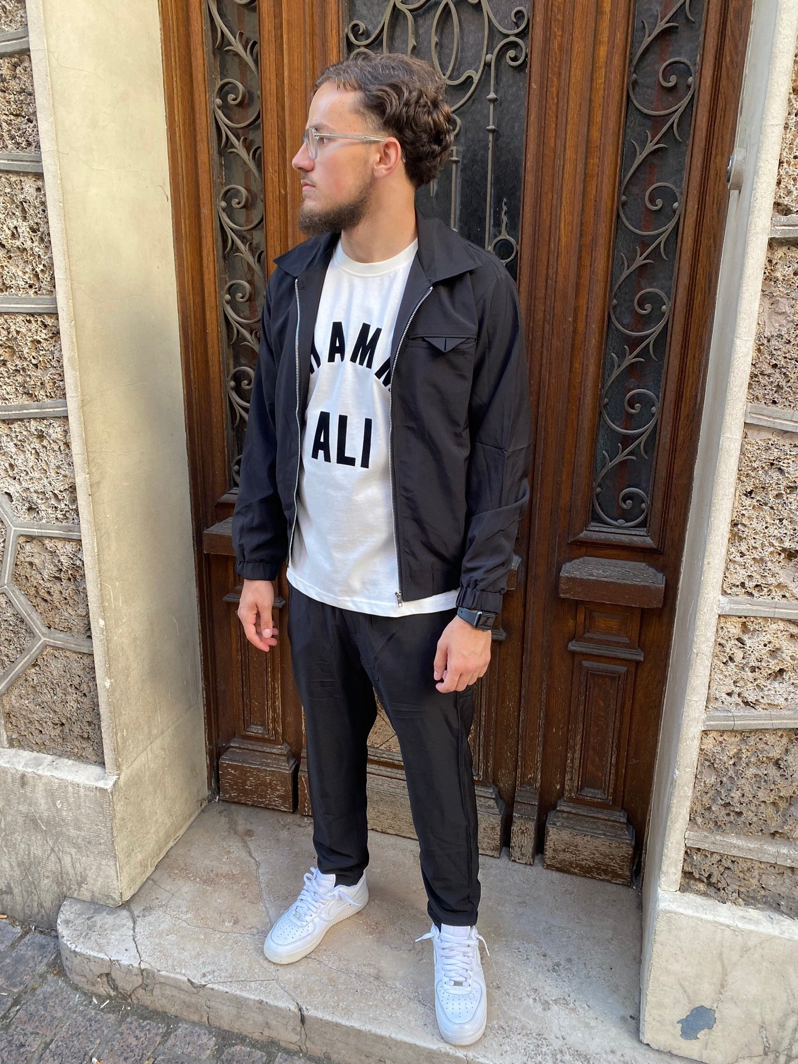 Selected Variant Image