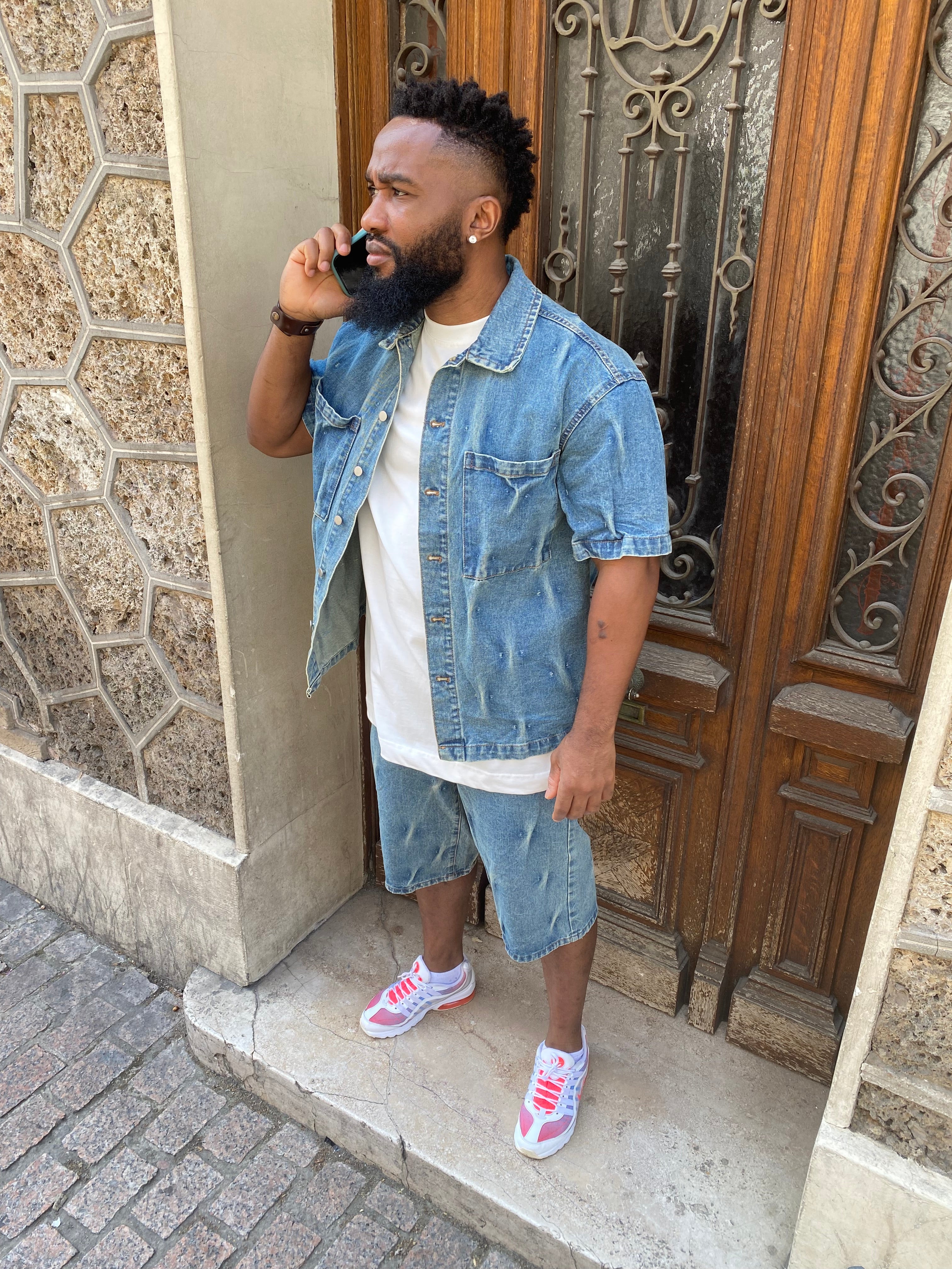 Selected Variant Image